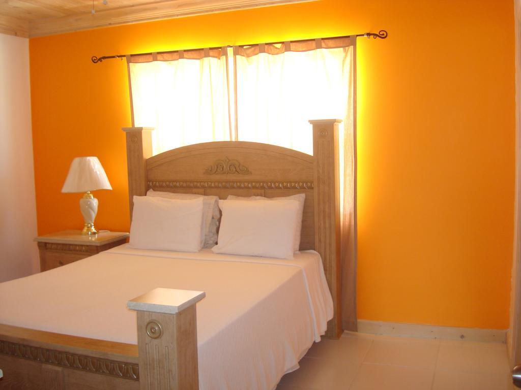 Sapphire Garden Townhouses George Town Chambre photo