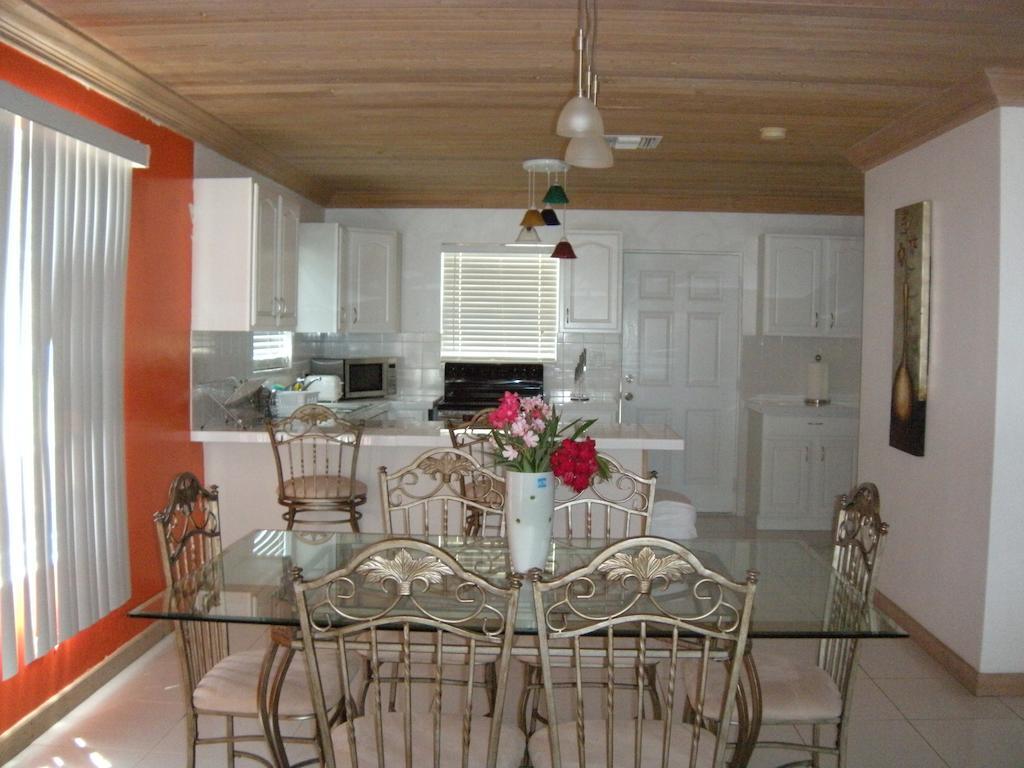 Sapphire Garden Townhouses George Town Chambre photo